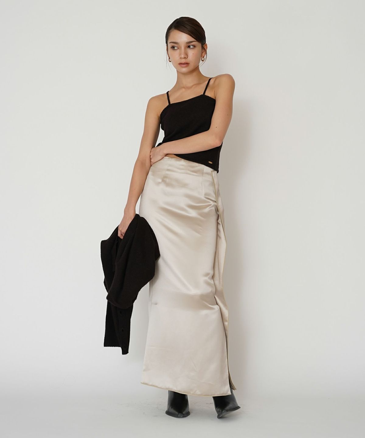 オフィス フォーマル デート サテンスカート Iラインスカート ロングスカート タイトスカート 韓国風 綺麗め 細見え カジュアル KINO THE KEI