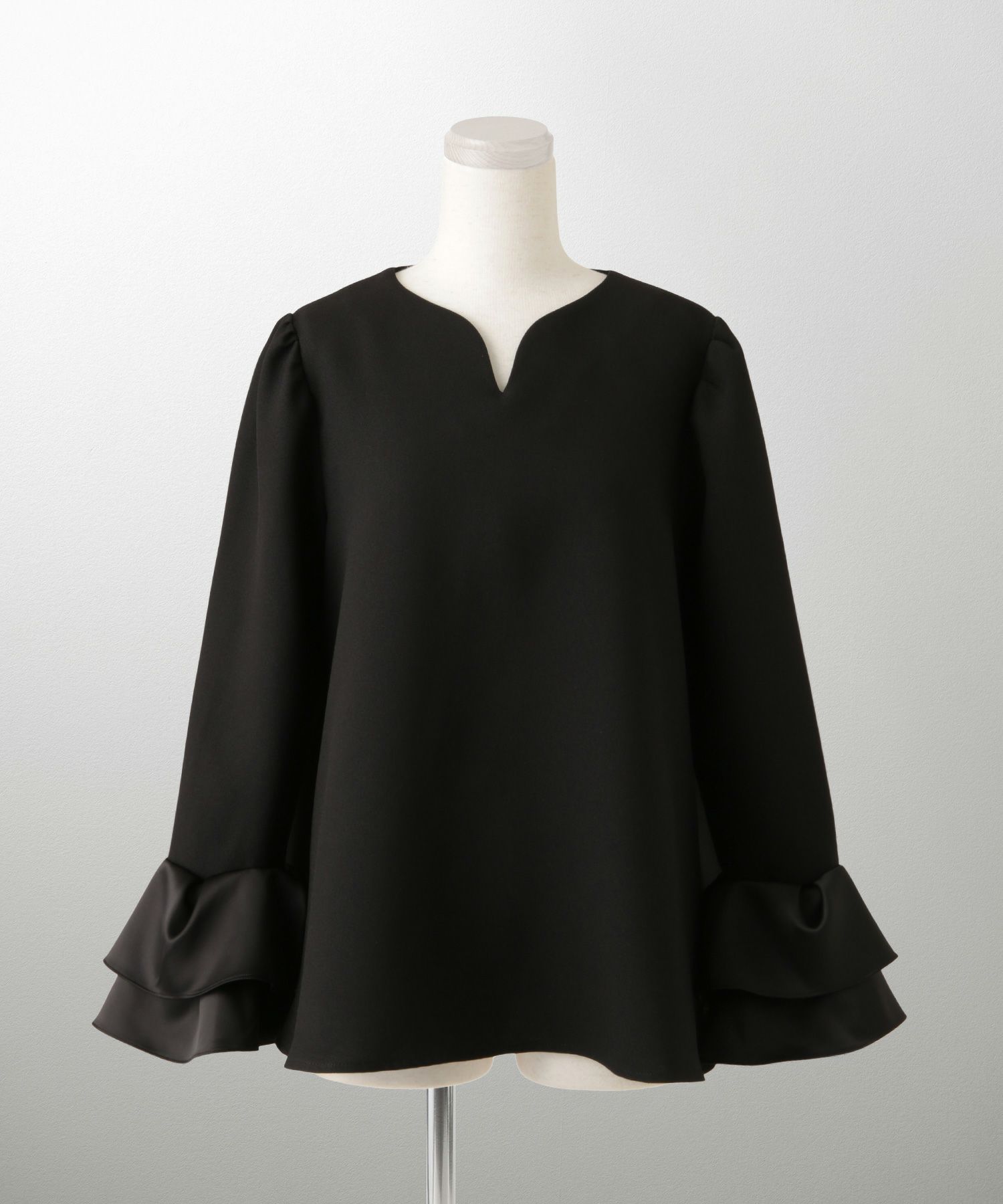 サテン ベルスリーブ ブラウス レディース 長袖 フレア オフィス 学校行事 オケージョン きれいめ 洗える ホワイト/ネイビー/ブラック/M