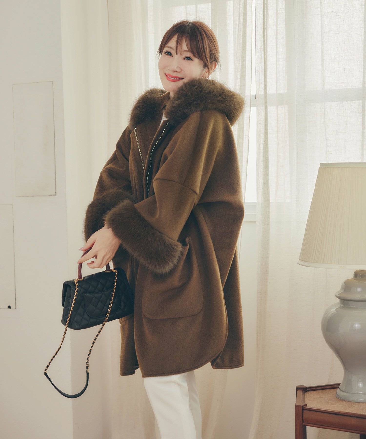 Winter-SALE フェイクファー ケープ ポンチョ Liala×PG 全3色｜lpg141