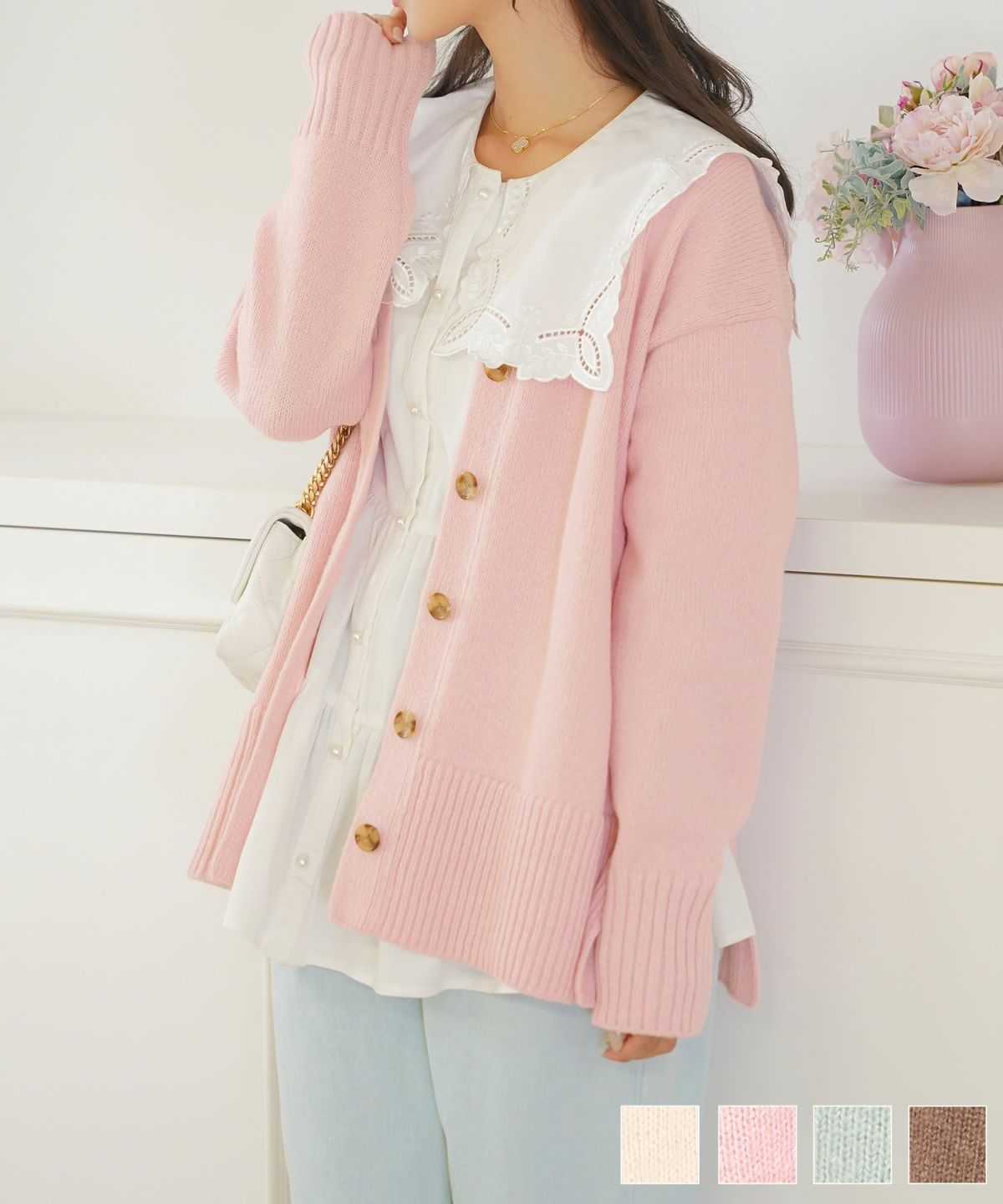カーディガン ゆったり 刺繍 ハート ロゴ ピンク ミント ブラウン アイボリー スリット 大きめ ミドルゲージ 可愛い フェミニン 上品 カジュアル エレガント