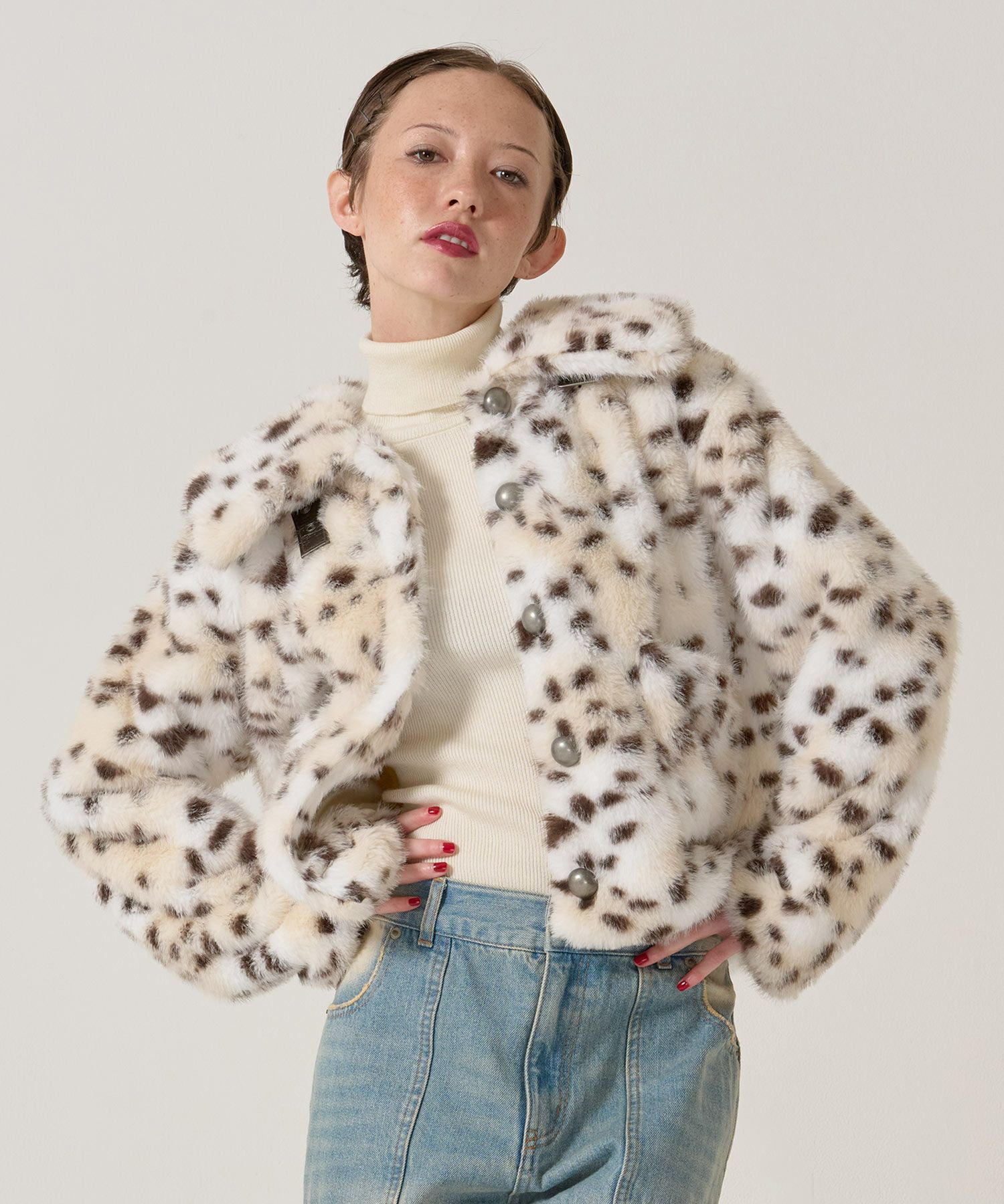 ビッグカラー フェイクファー ショートアウター TINA：JOJUN 全2色