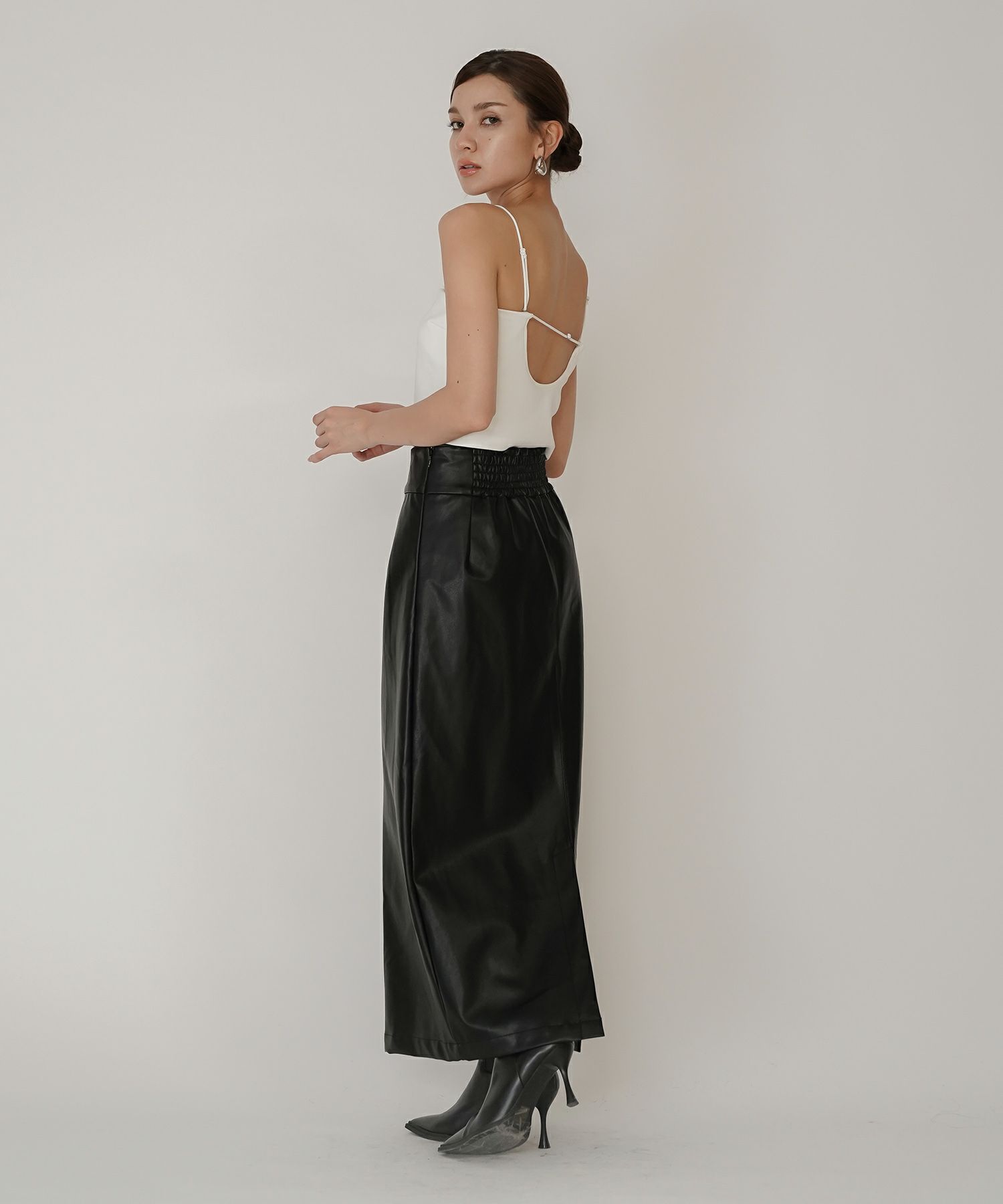 クリアカットソー ２WAY クロップド カップ付き トップス KINO THE KEI