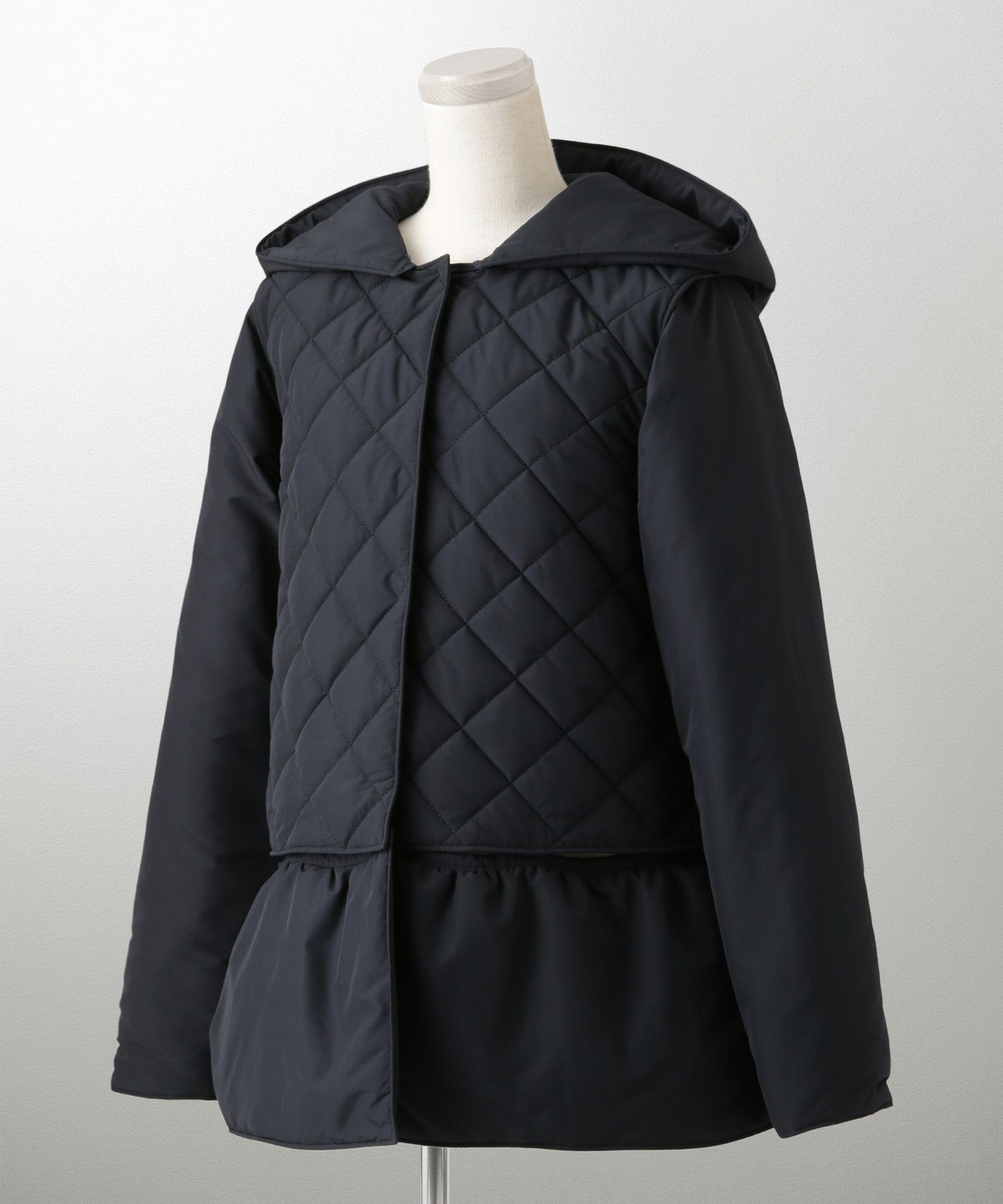 マルチway キルティング ジャケット HUIT 上品 中綿 ペプラム ベスト ジレ ノーカラージャケット  インナーダウン アイボリー/ネイビー/ブラック