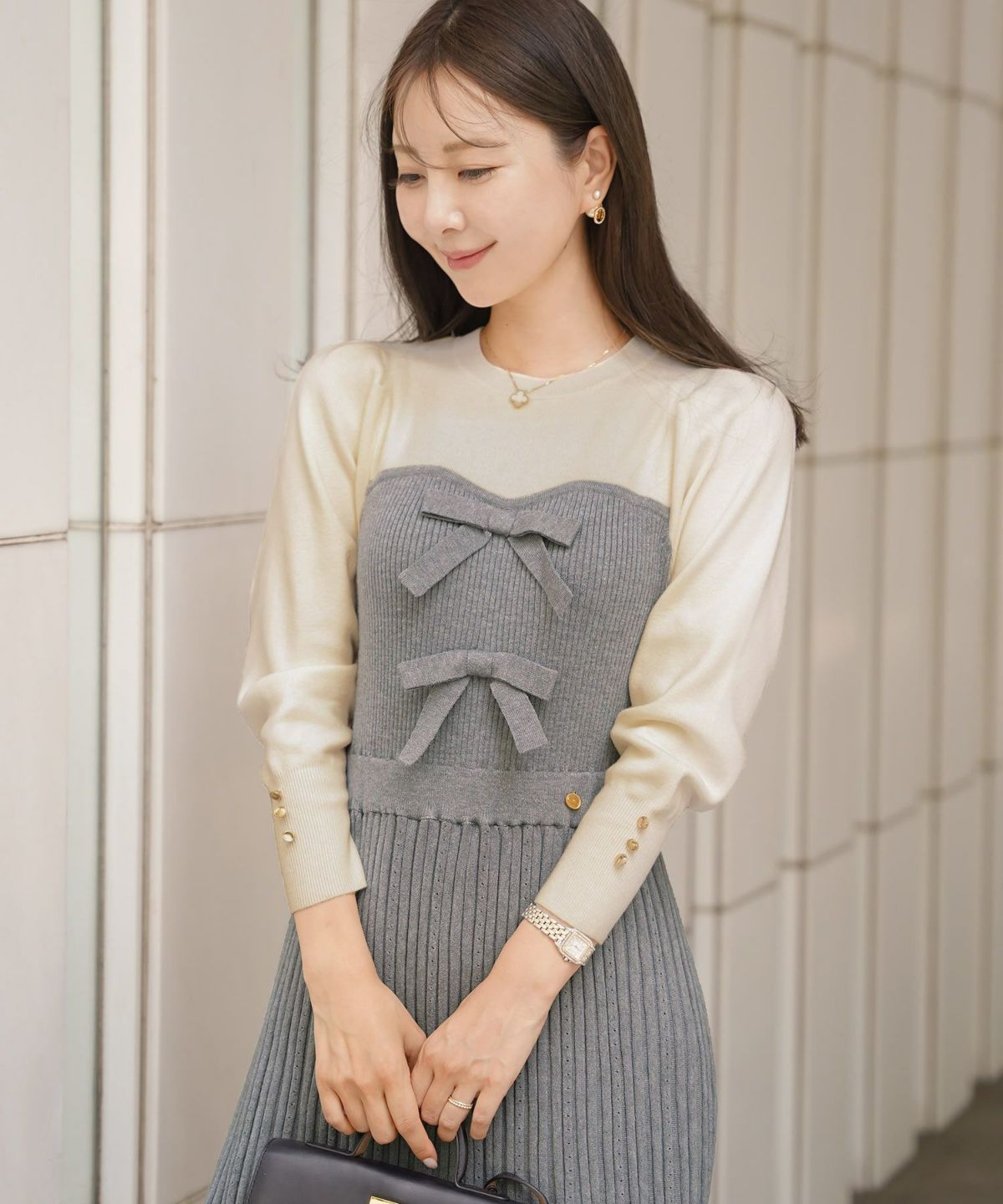 ワンピース ニット ベア切替 長袖 秋 冬 春 リボン ゴールドボタン クルーネック 上品 エレガント フェミニン かわいい バイカラー 配色