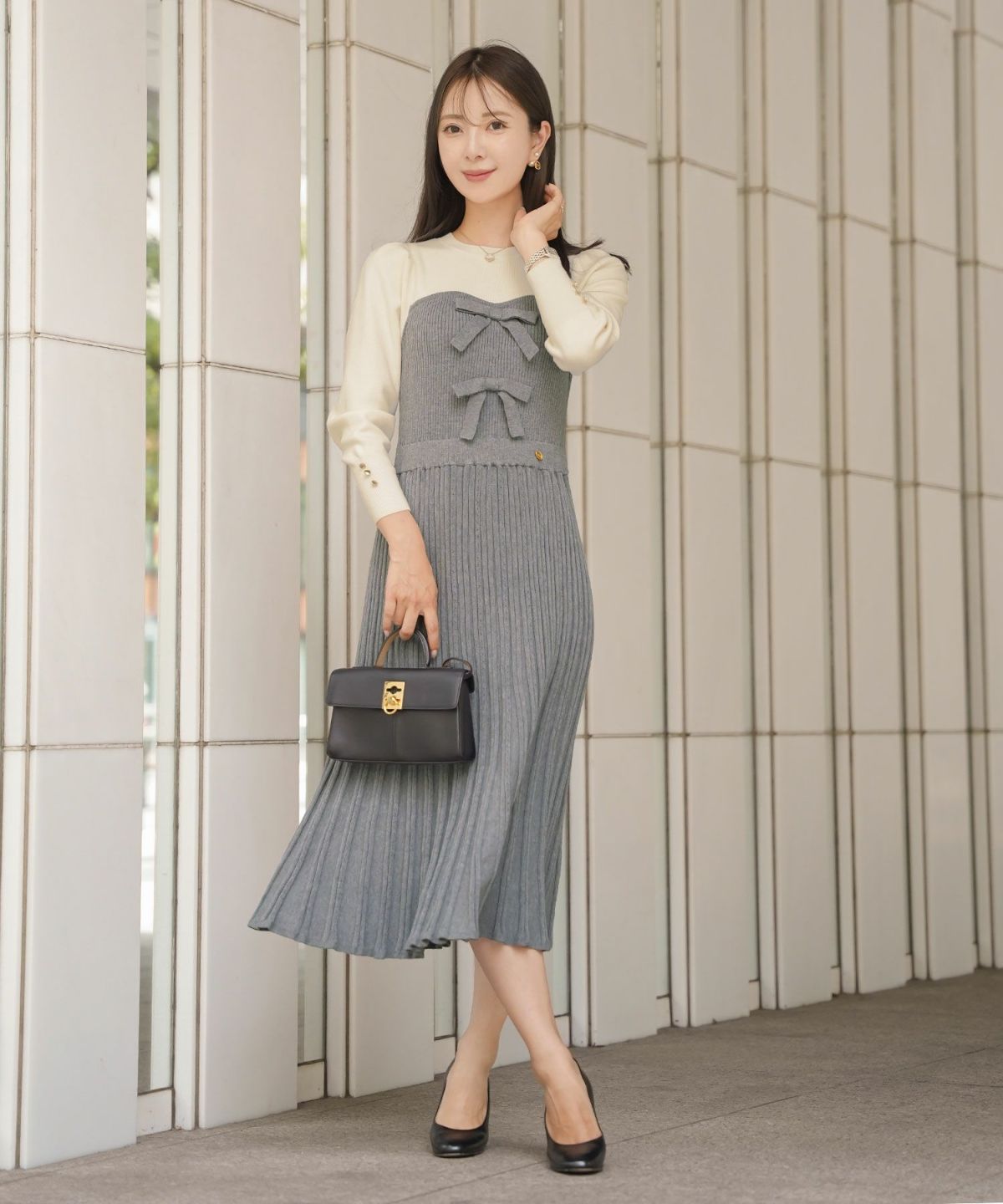 ワンピース ニット ベア切替 長袖 秋 冬 春 リボン ゴールドボタン クルーネック 上品 エレガント フェミニン かわいい バイカラー 配色