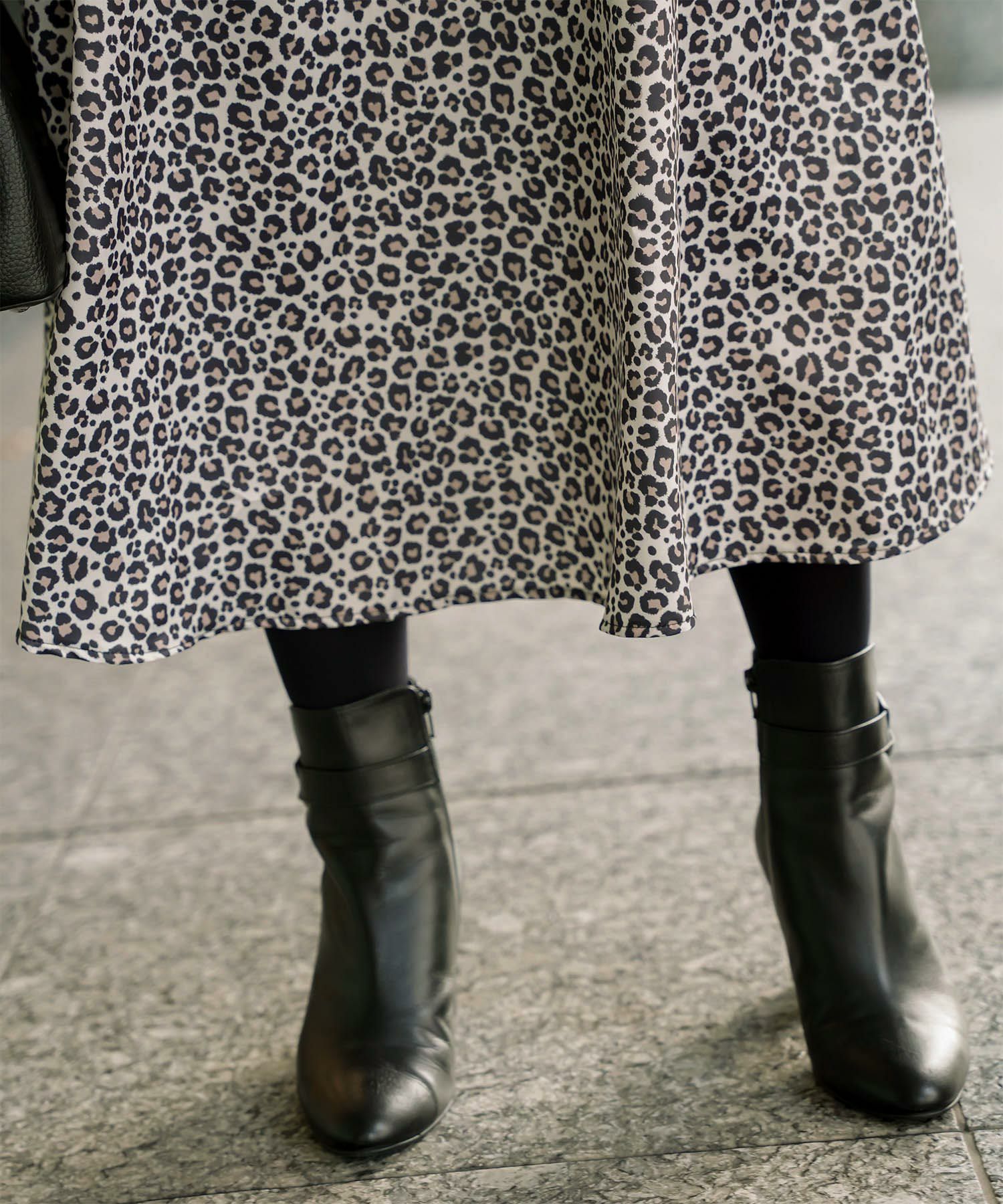 レオパード柄 セミフレア スカート レディース オールシーズン レオパード柄 セミフレア フレアスカート ミモレ丈 アイボリー/ブラック/S/M