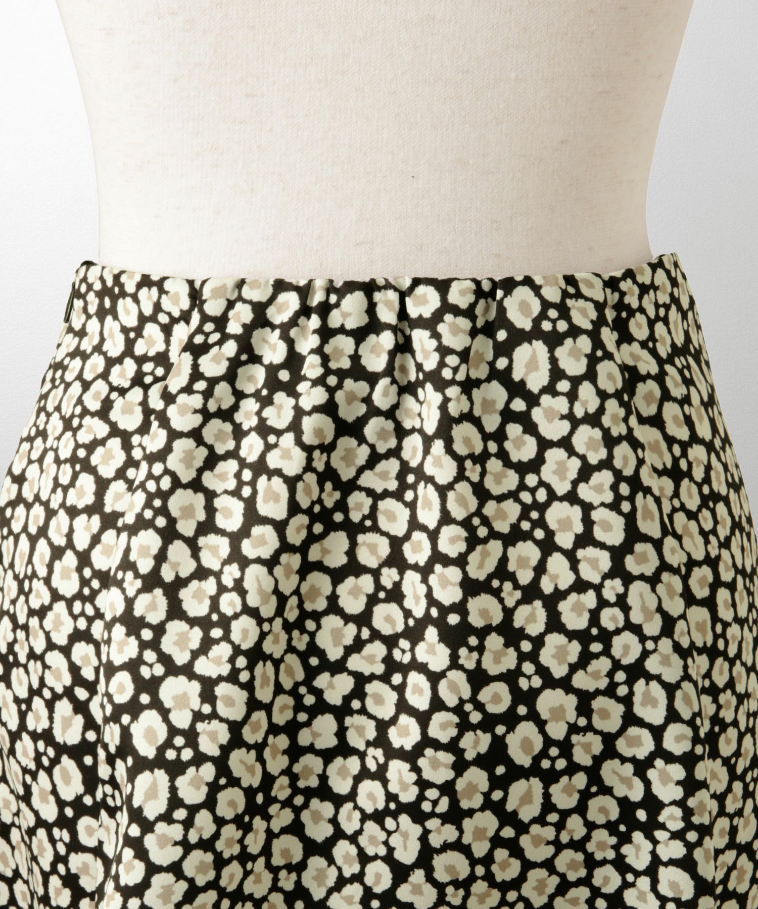 レオパード柄 セミフレア スカート レディース オールシーズン レオパード柄 セミフレア フレアスカート ミモレ丈 アイボリー/ブラック/S/M
