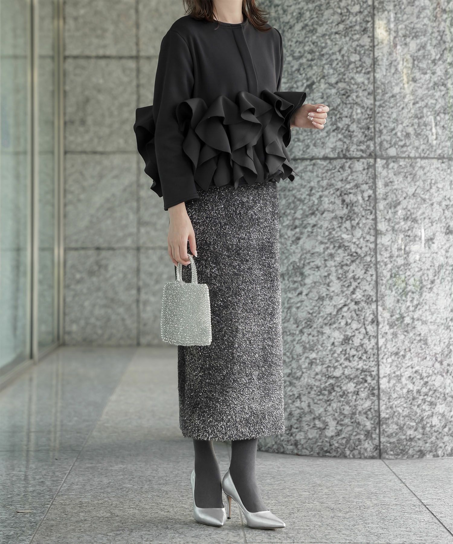 ボンバーヒート フリルヘム ジャケット HUIT ジャケット アウター ノーカラー トップス 裏起毛 秋 冬 ホワイト/ブラック/M