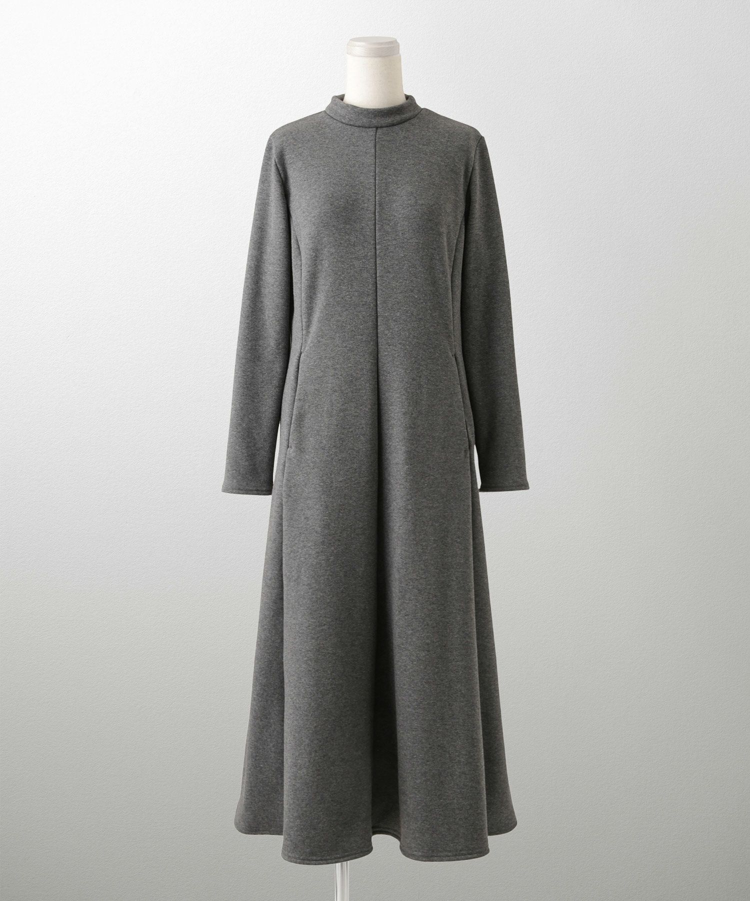 ボンバーヒート Aライン ワンピース HUIT レディース ハイネック スタンドネック 裏起毛 秋 冬 アイボリー/チャコール/ブラック/M