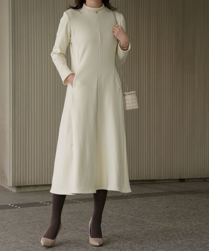 ボンバーヒート Aライン ワンピース HUIT レディース ハイネック スタンドネック 裏起毛 秋 冬 アイボリー/チャコール/ブラック/M