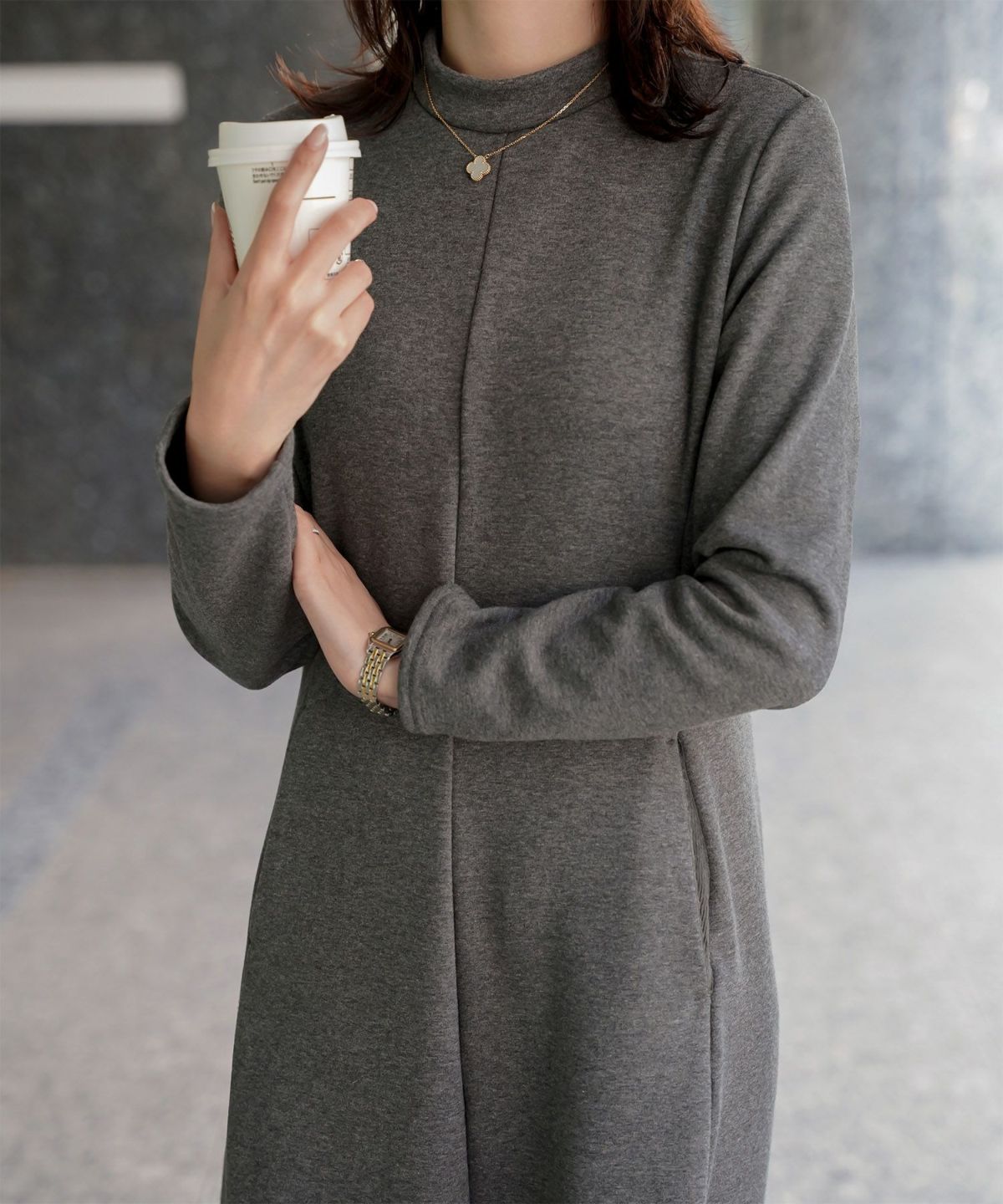 ボンバーヒート Aライン ワンピース HUIT レディース ハイネック スタンドネック 裏起毛 秋 冬 アイボリー/チャコール/ブラック/M