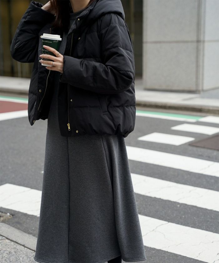 ショート丈 フード付き ダウン コート レディース アウター おしゃれ おすすめ きれいめ ビジネス 可愛い ホワイト グレージュ ネイビー ブラック M