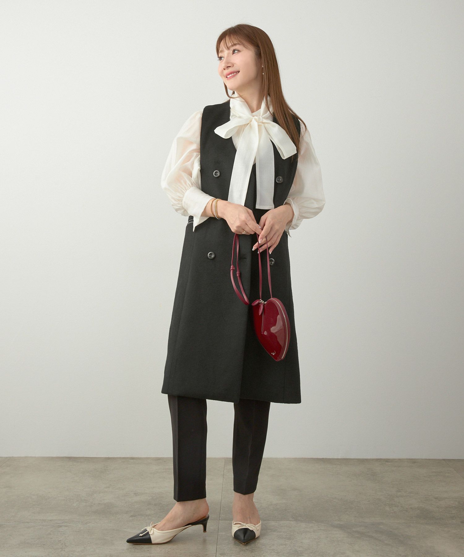 レディース 大人可愛い 上品 きれいめ オフィス 大人カジュアル フェミニン ノーカラー ジョイントスペース