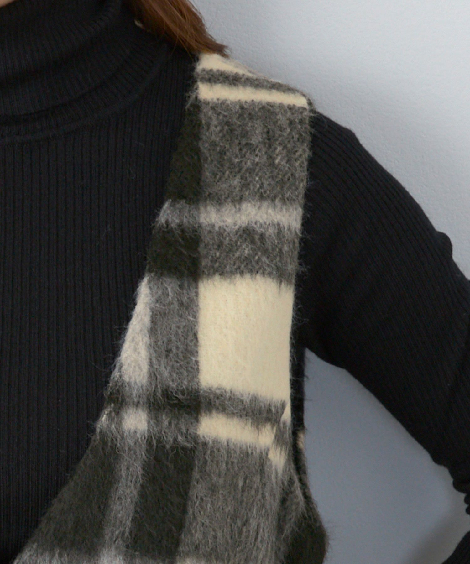 レディース 大人可愛い 上品 きれいめ 大人カジュアル フェミニン 柄 白黒 ジョイントスペース