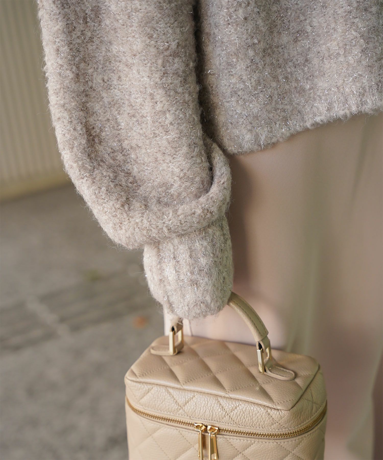 ラメフワニットトップス トップス レディース 長袖 秋 冬 ウォッシャブル ブークレ ライトグレー アプリコット モカ M