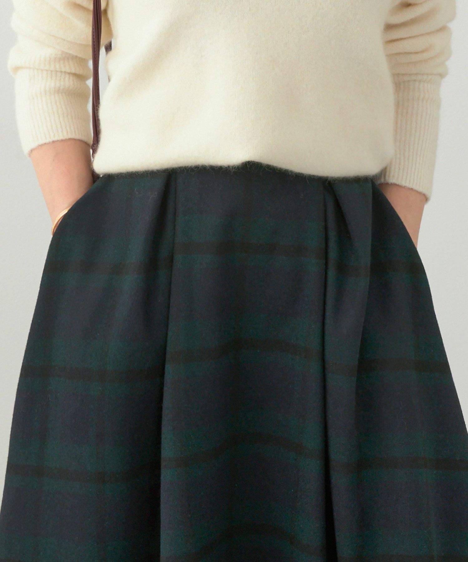 レディース 大人可愛い 上品 きれいめ 体型カバー オフィス 大人カジュアル フェミニン 柄 秋冬 ジョイントスペース