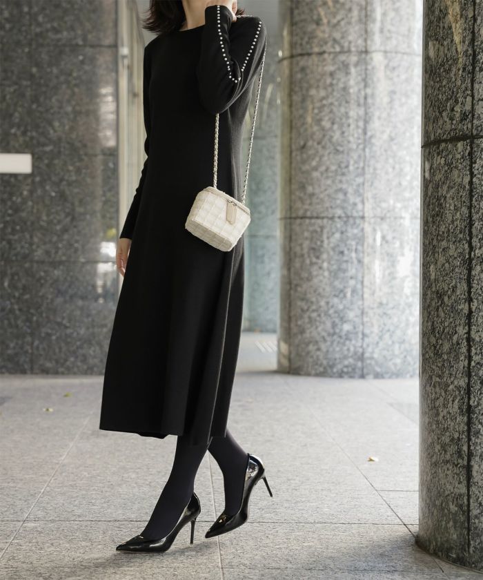 パールトリム Aライン ニット ワンピース レディース 秋 冬 春 ウェーブ オフィス 大人 アイボリー グレー ブラック M