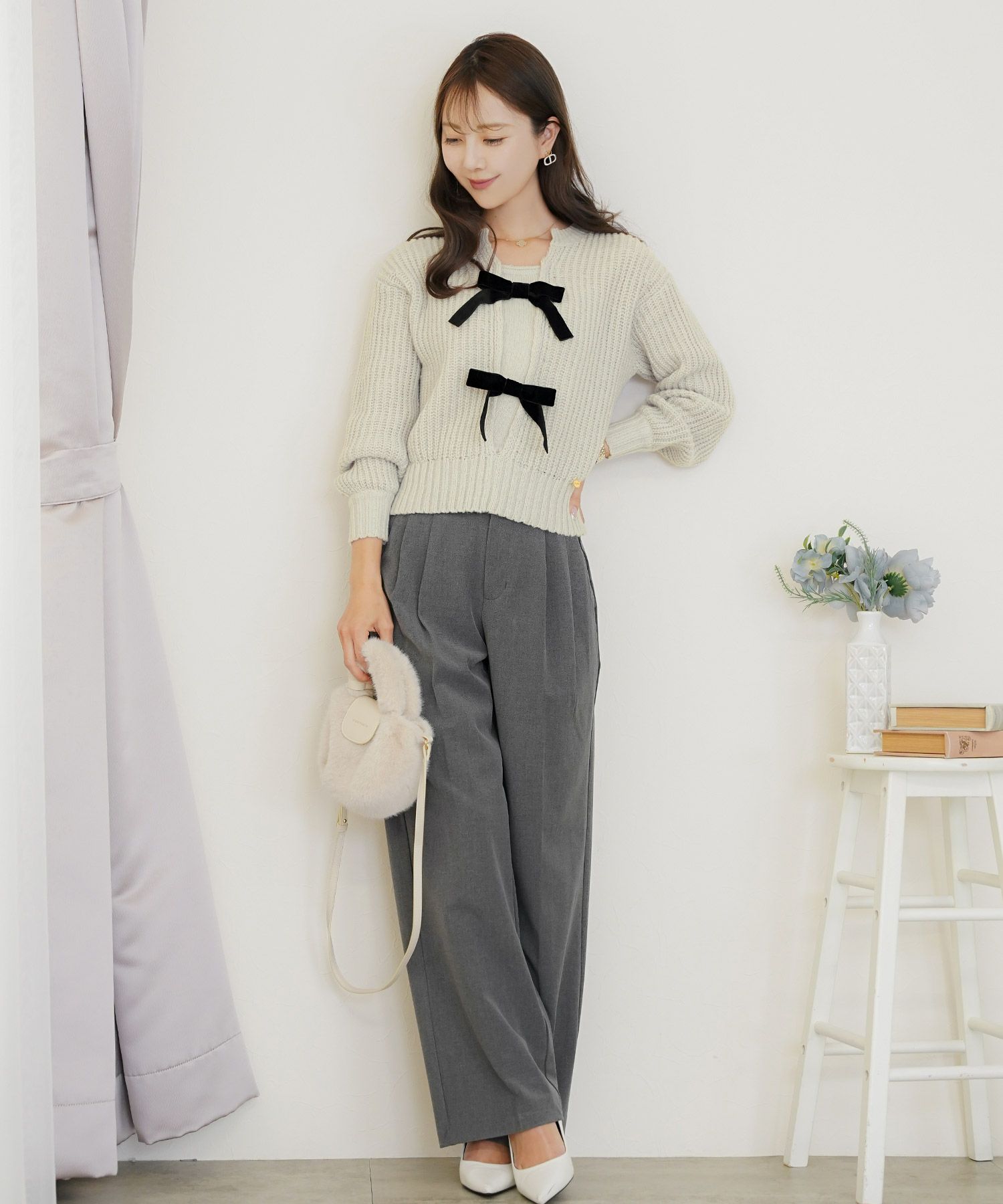 トップス ニット 長袖 ローゲージ ざっくり 編み 畔編み ミント ピンクベージュ アイボリー チャコール 秋 冬 リボン ベロア オシャレ 上品 カワイイ エレガント ジョイントスペース