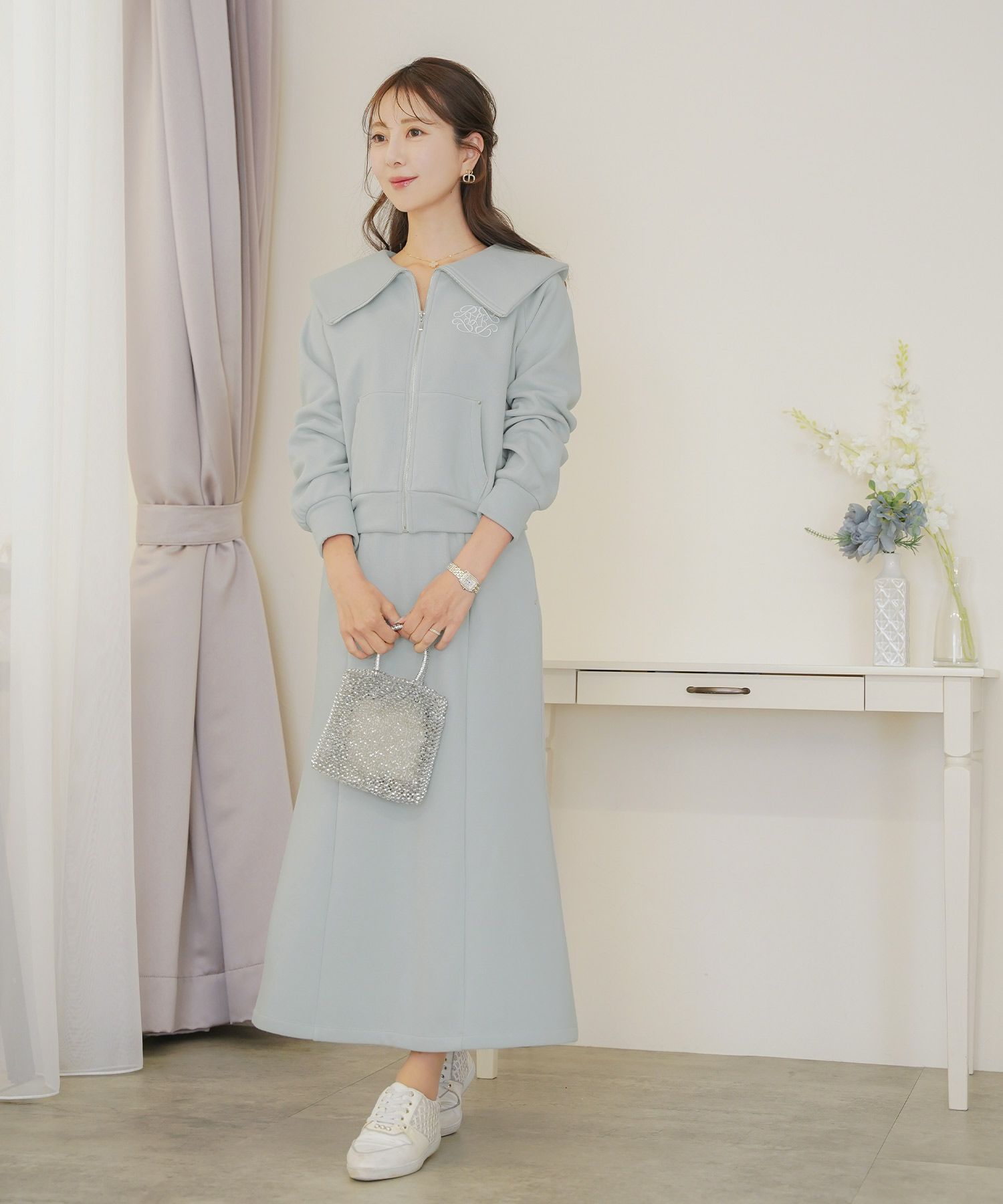 トップス カットソー 裏起毛 スウェット ワンマイル カワイイ ロゴ 上品 エレガント 刺繍 イニシャル ブランドロゴ カジュアル 羽織 襟 リブ 長袖 ピンク サックス ネイビー 秋 冬