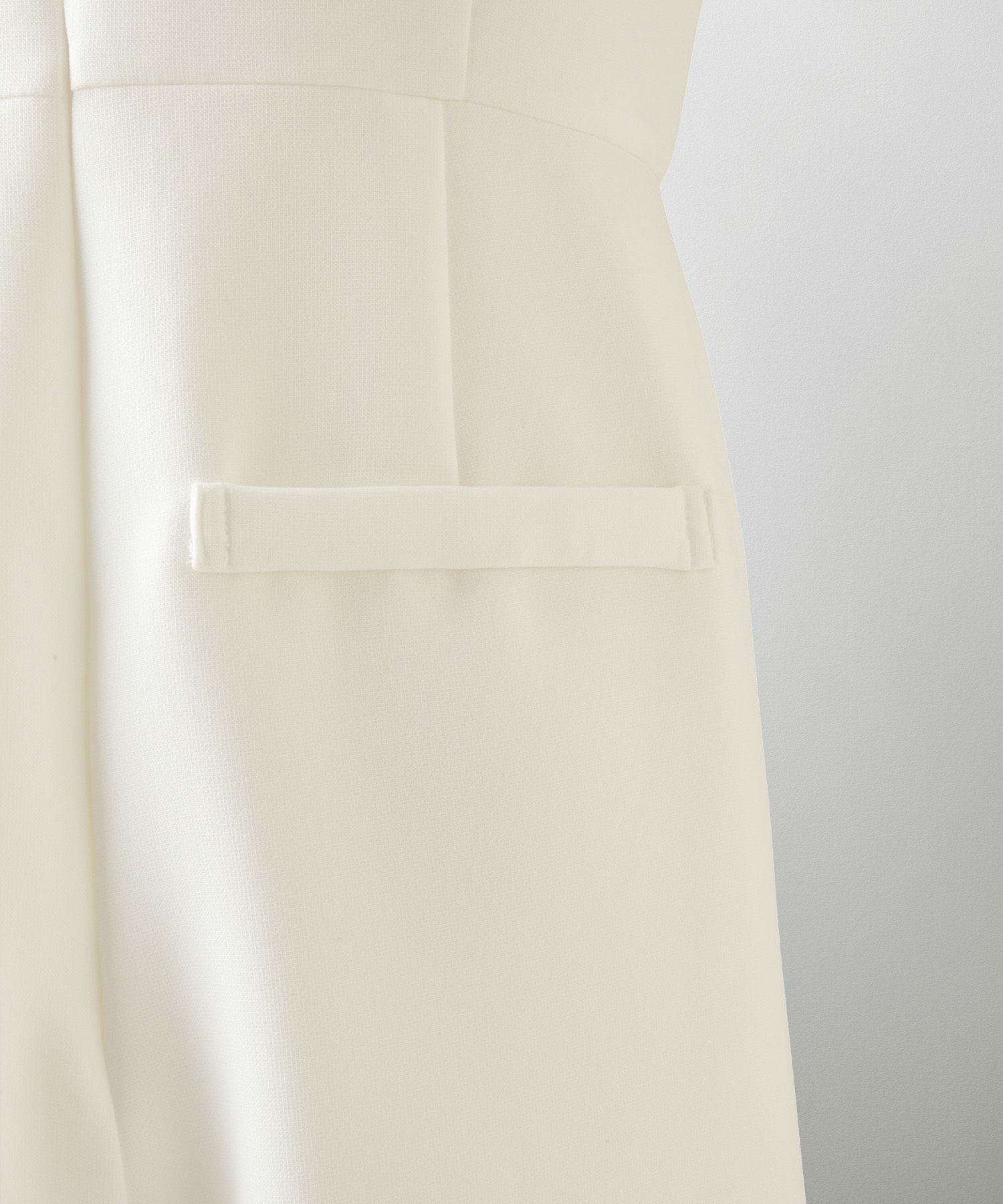 オケージョン対応 キーネックデザイン オールインワン 服 レディース おすすめ きれいめ おしゃれ ノースリーブ 手洗い ホワイト ブラック S M