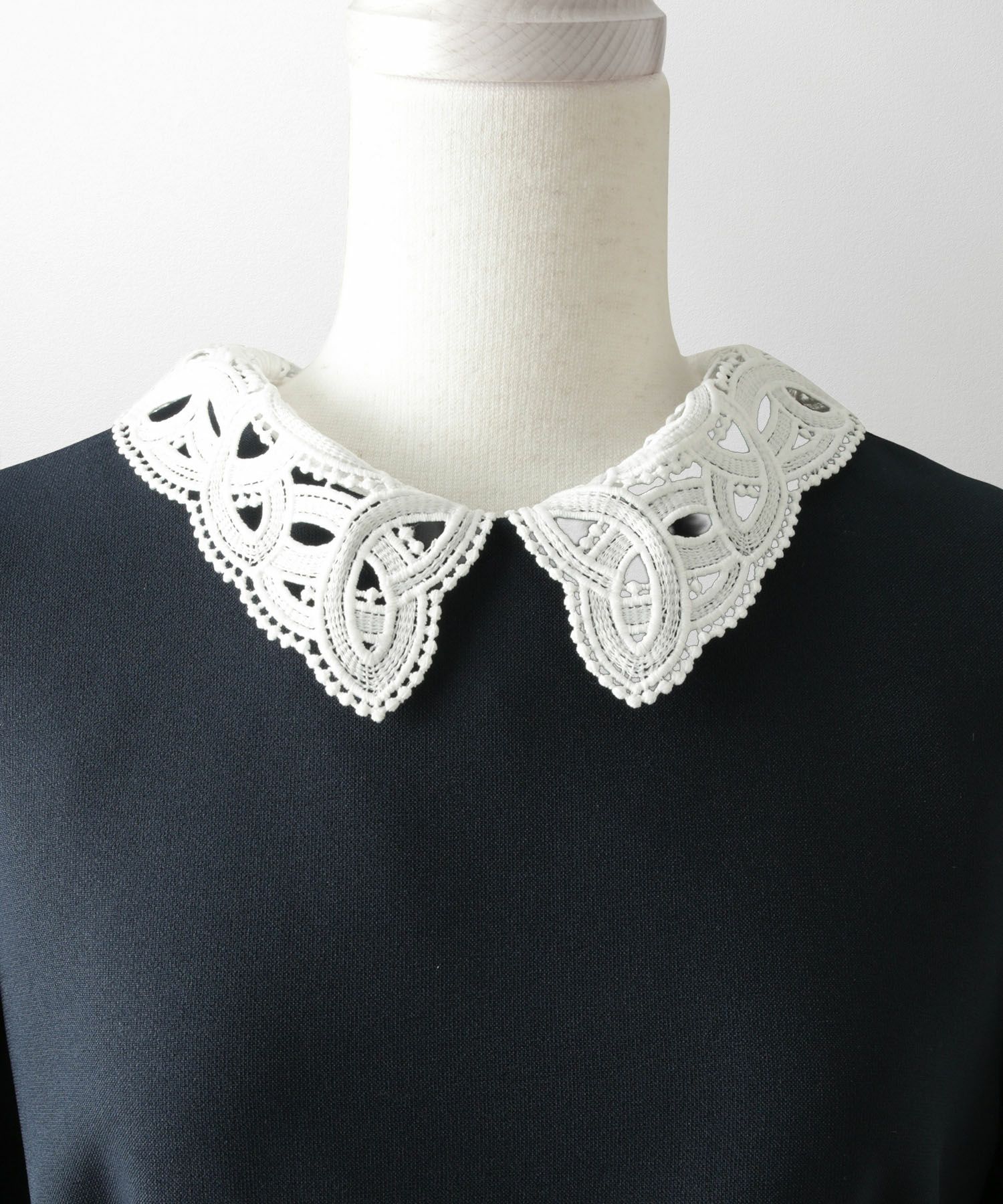 オケージョン対応 レース襟付き ワンピース 礼服 襟付き エレガント かわいい きれいめ 黒 長袖 S M ホワイト ネイビー ブラック