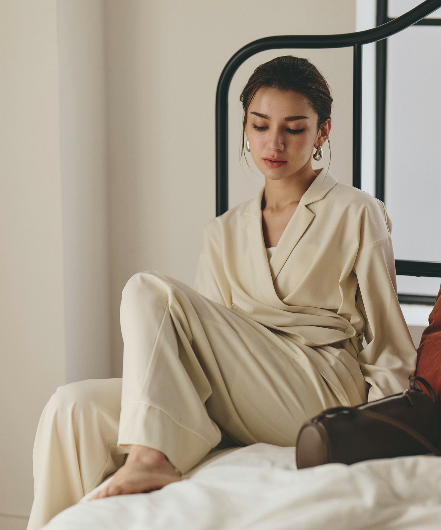 ルームウェア セットアップ パジャマ パンツスタイル ラウンジウェア バックオープンモテワンピ お家デート デートコーデ ディナー クリスマス ネグリジェ あざと可愛い 羽織 韓国風 綺麗め 細見え カジュアル KINO THE KEI