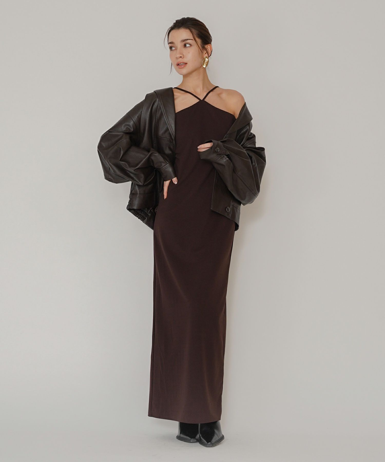 タイトワンピ アメスリ ホルターネック ルームウェア ラウンジウェア バックオープンモテワンピ お家デート デートコーデ ディナー クリスマス 美シルエット ドレス カットソー あざと可愛い 羽織 韓国風 綺麗め 細見え カジュアル KINO THE KEI