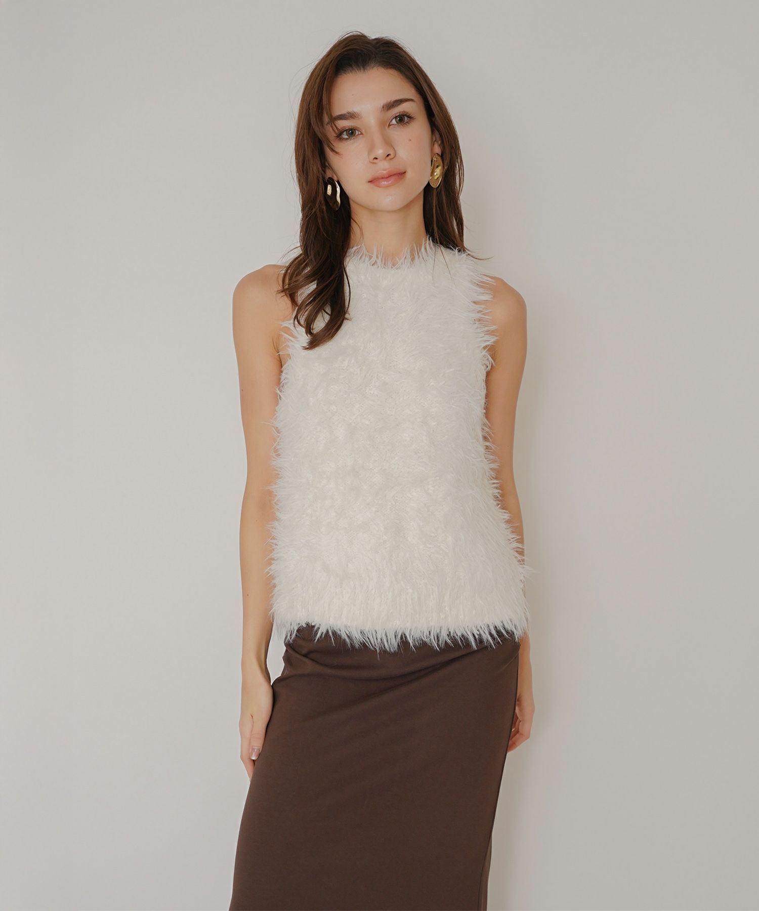 ファー 短丈ニット パーティ アメスリ モテニット デートコーデ ディナー クリスマス あざと可愛い タイトトップス 肌見せ 韓国風 綺麗め 細見え カジュアル KINO THE KEI