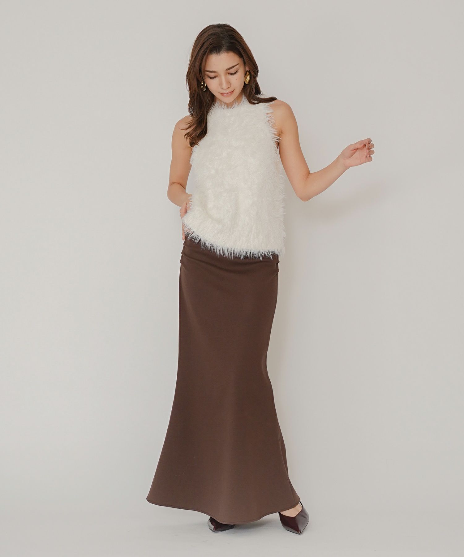 ファー 短丈ニット パーティ アメスリ モテニット デートコーデ ディナー クリスマス あざと可愛い タイトトップス 肌見せ 韓国風 綺麗め 細見え カジュアル KINO THE KEI