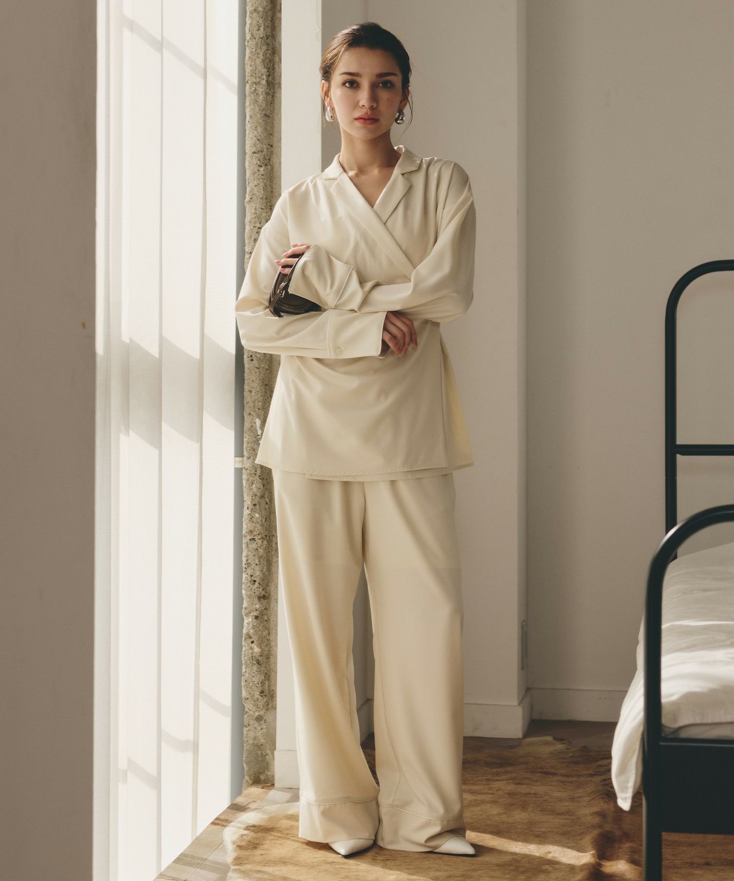 ルームウェア セットアップ パジャマ パンツスタイル ラウンジウェア バックオープンモテワンピ お家デート デートコーデ ディナー クリスマス あざと可愛い 大人パジャマ 楽 ワイドパンツ 韓国風 綺麗め 細見え カジュアル KINO THE KEI