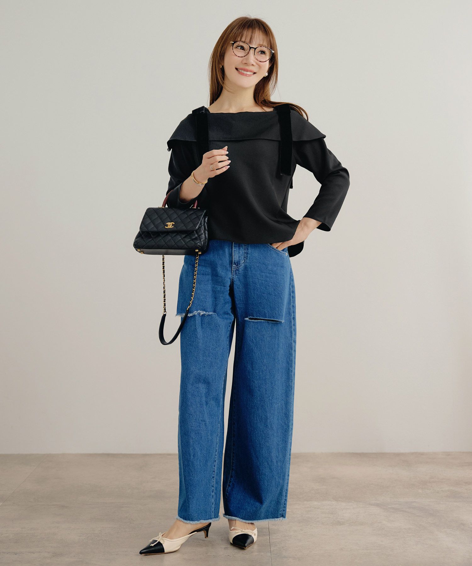 手洗い可 大人可愛い 上品 きれいめ オフィス 大人カジュアル フェミニン 白黒 ジョイントスペース