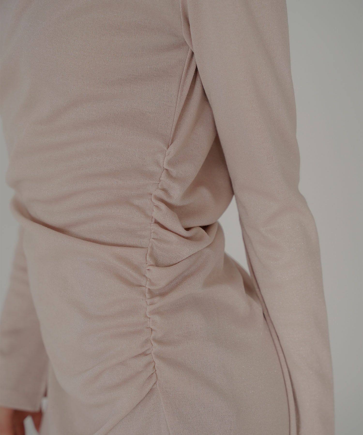 カットソー タイト オフショル ドレス ロングワンピ 前撮り 乾坤式 参列 二次会 パーティ ディナーラウンジ 女性らしい モテワンピ デートコーデ 大人 ディナー あざと可愛い 肌見せ 韓国風 綺麗め 細見え カジュアル スタイル盛れ KINO THE KEI