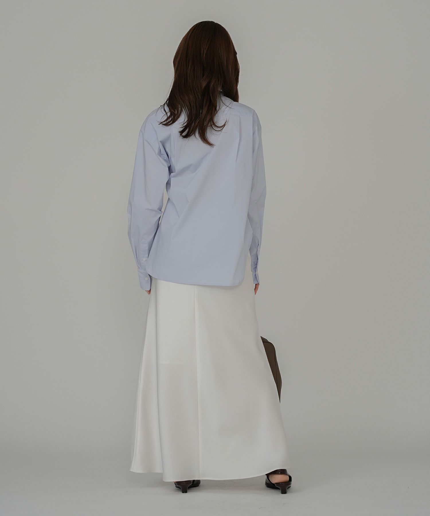  ルーズ 美脚 感動 スタイルアップ Iライン ナロースカート マーメイドスカート サテンスカート ロングスカート オシャレ 無地 女性らしい モテコーデ ベーシック シンプル デートコーデ 大人 あざと可愛い 肌見せ 韓国風 綺麗め 細見え カジュアル スタイル盛れ KINO THE KEI