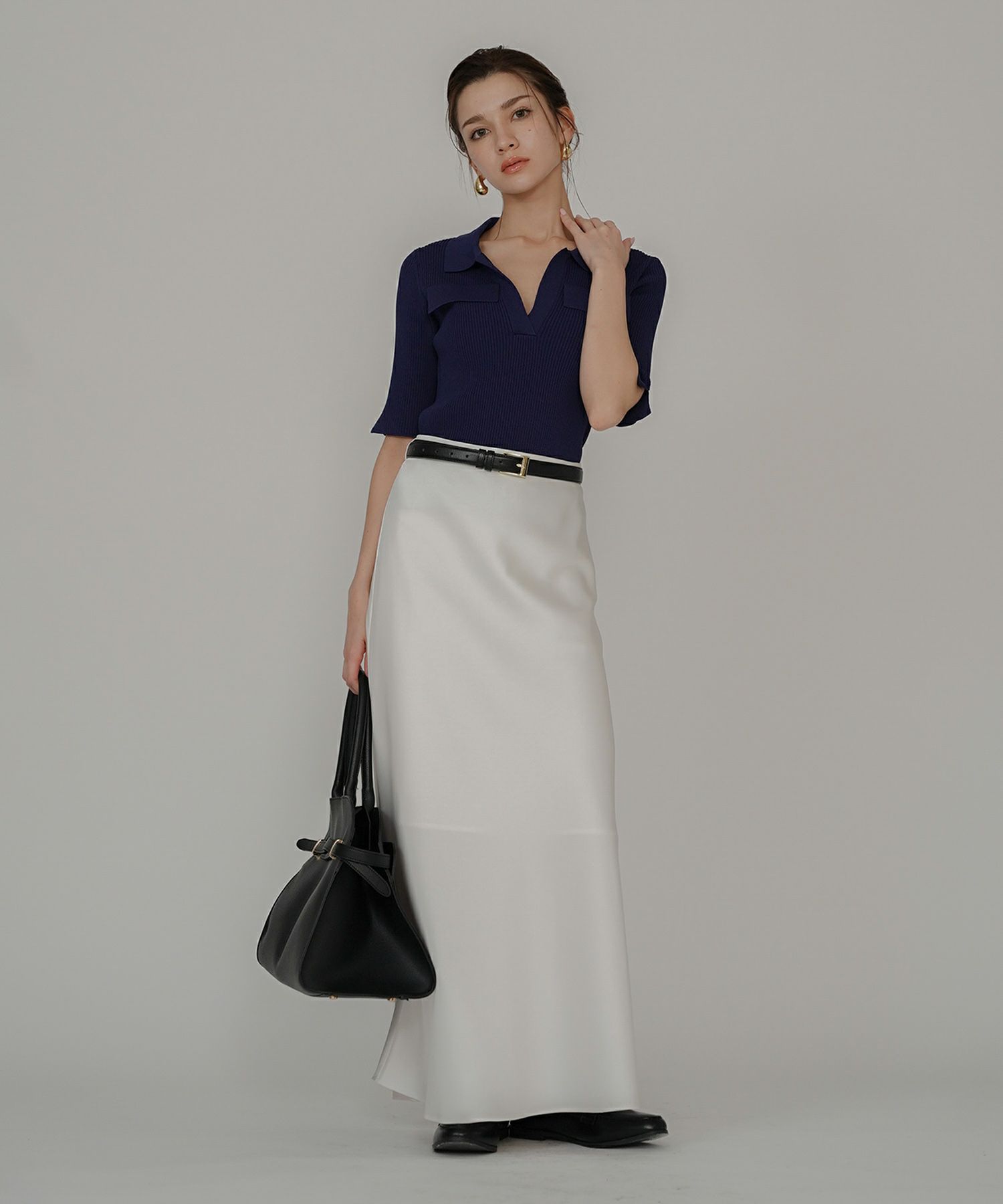  ルーズ 美脚 感動 スタイルアップ Iライン ナロースカート マーメイドスカート サテンスカート ロングスカート オシャレ 無地 女性らしい モテコーデ ベーシック シンプル デートコーデ 大人 あざと可愛い 肌見せ 韓国風 綺麗め 細見え カジュアル スタイル盛れ KINO THE KEI