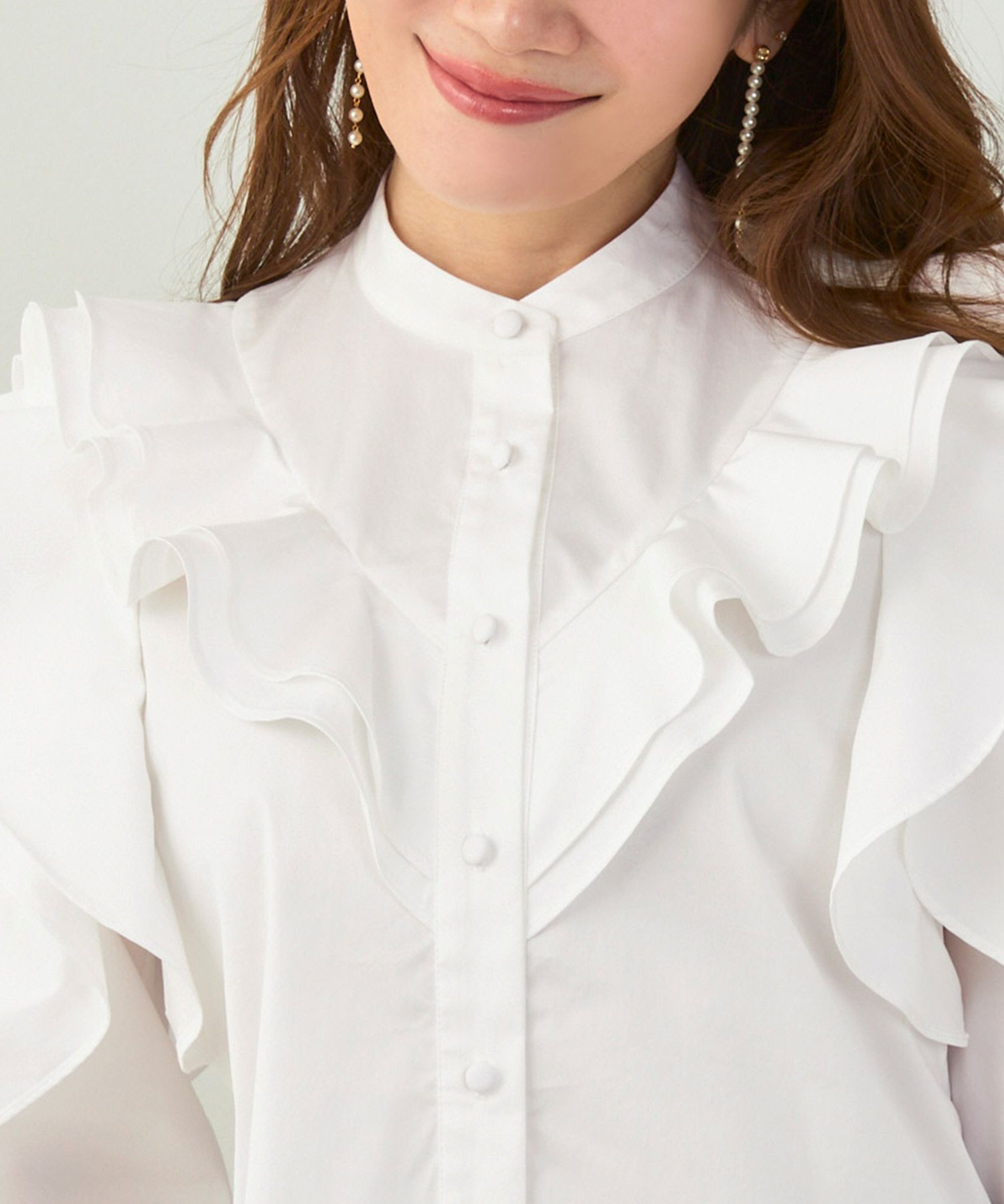 手洗い可 ビッグカラー 大人可愛い 上品 きれいめ オフィス 大人カジュアル フェミニン 白黒 ジョイントスペース