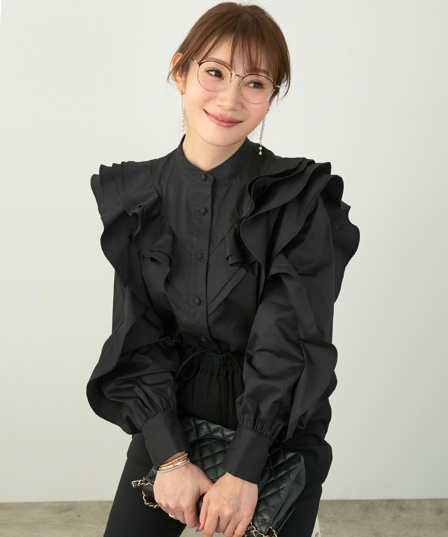 手洗い可 ビッグカラー 大人可愛い 上品 きれいめ オフィス 大人カジュアル フェミニン 白黒 ジョイントスペース