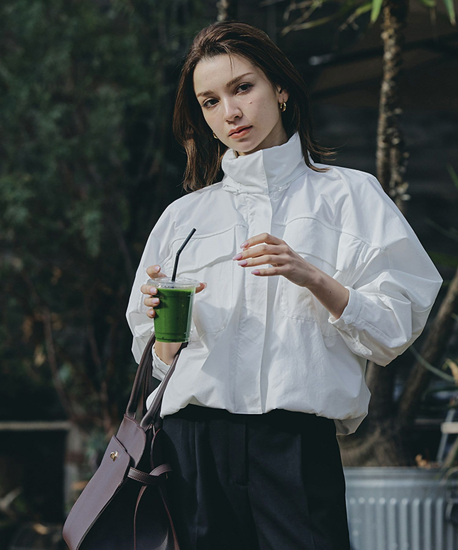 トラックジャケット ナイロン トップス ジップアウター スタンドカラー ジャンバー スポーティー 短丈 ミドル丈 ゆったり 普段使い 着回し 重ね着 オールシーズン ルームウェア 部屋着 リラックス 休日 ワークアウト ヨガ ジム ウェア ランニング ウォーキング 通勤 韓国風 韓国系 スタイル盛れ KINO THE KEI