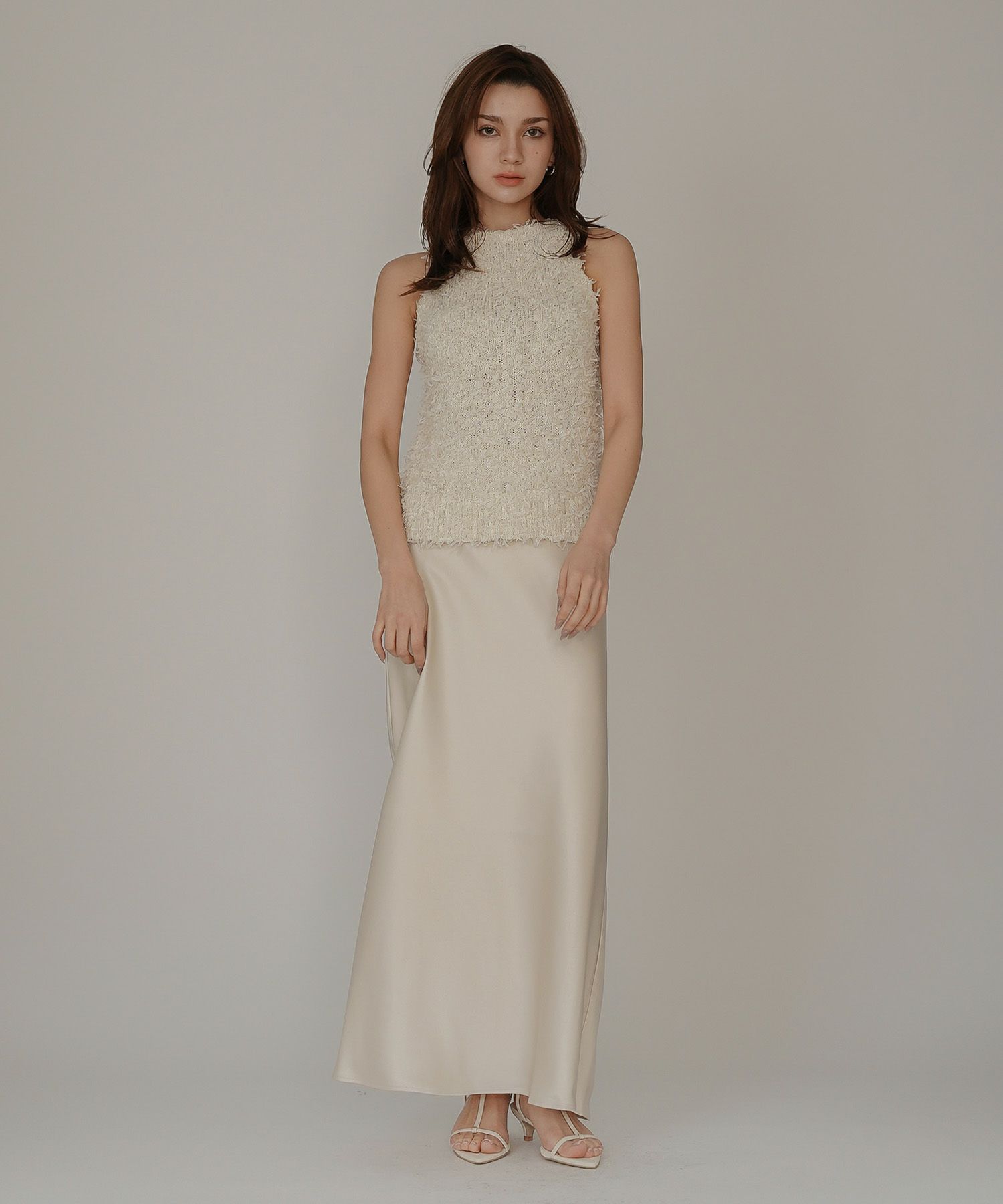 アメリカンスリーブ Vネック 2WAY フェザー レイヤード ファーベスト  海外系 きれいめ 韓国風 韓国系 スタイル盛れ KINO THE KEI