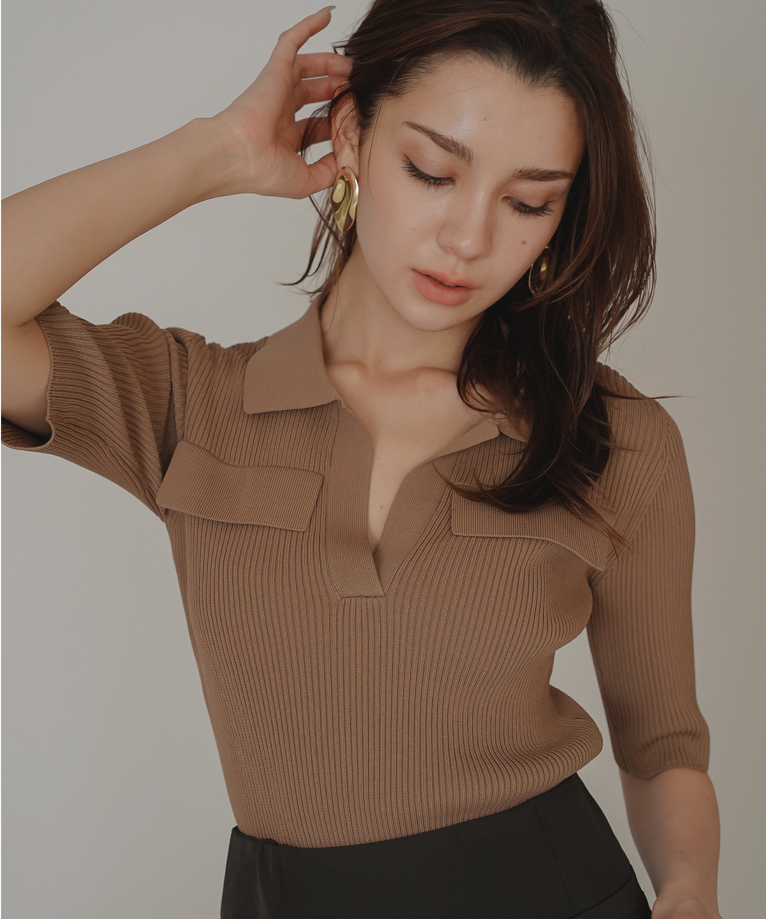 サマーニット スリット入り シンプル 大人可愛い きれいめ カジュアル 通勤 通学 涼しい 快適 無地 Tシャツ風 ニットポロ 上品 体型カバー 大人女子 夏服 海外系 きれいめ 韓国風 韓国系 スタイル盛れ KINO THE KEI