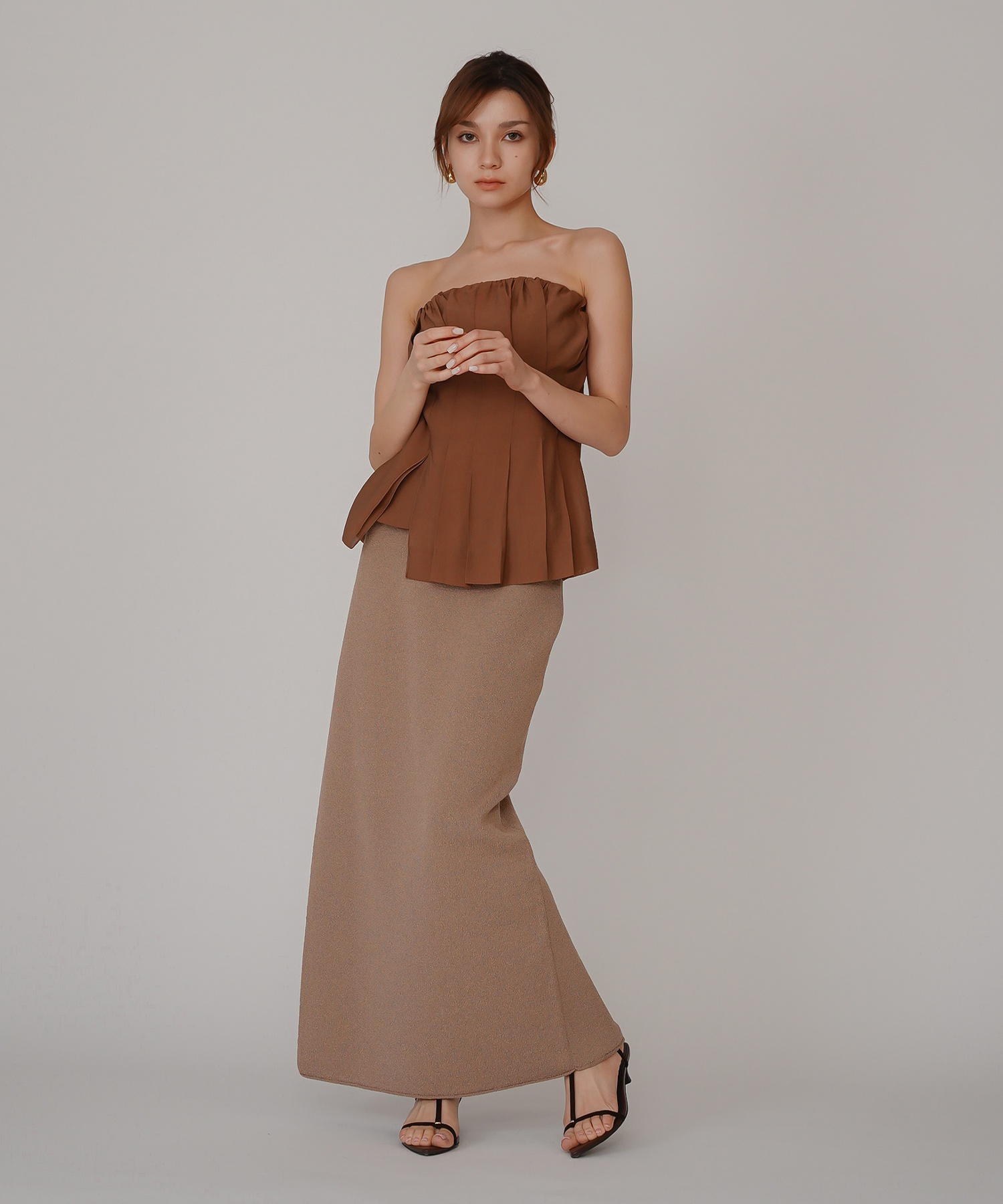 無地 女性らしい 通学 学生 女子会 パーティー 着回し デイリー モテコーデ デートコーデ 大人 あざと可愛い 肌見せ 港区 ラウンジ 韓国風 韓国系 カジュアル エレガント 海外系 きれいめ 細見え カジュアル スタイル盛れ KINO THE KEI