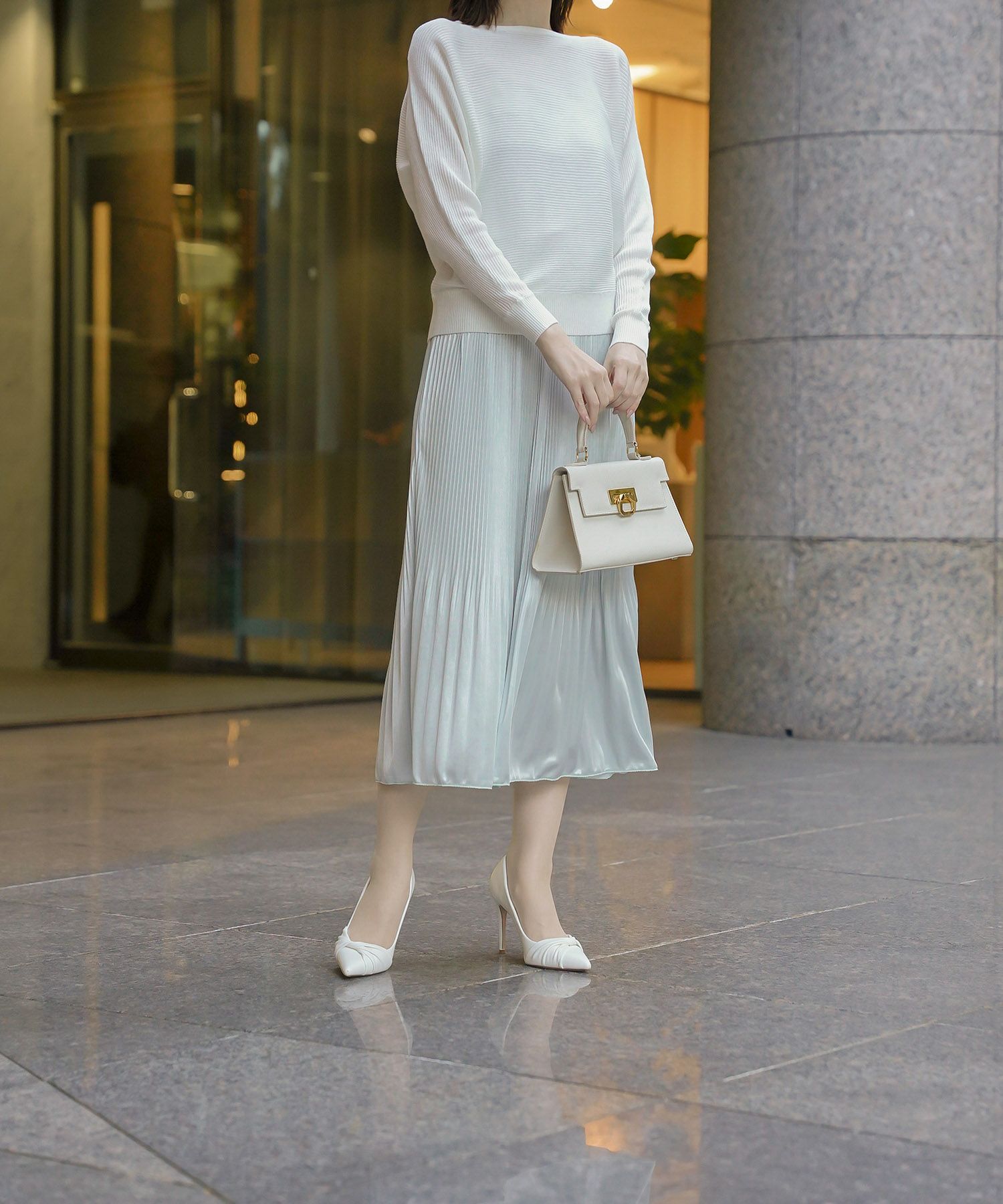 トップス ニット レディース ファッション プルオーバー かわいい きれいめ 春夏秋 白黒 ウォッシャブル ジョイントスペース