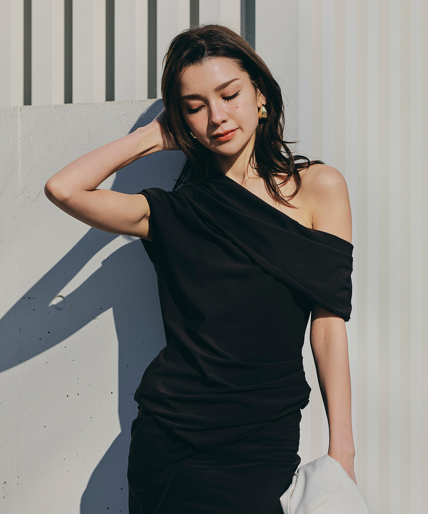 万能トップス 着回し インナートップス オシャレ 無地 女性らしい モテコーデ デートコーデ 大人 あざと可愛い 肌見せ 港区 ラウンジ 韓国風 韓国系 カジュアル エレガント 海外系 きれいめ 細見え カジュアル スタイル盛れ KINO THE KEI